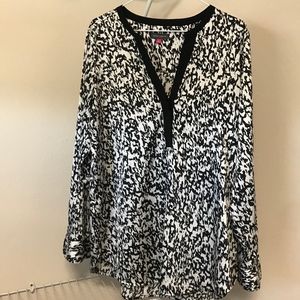 Like New Patterned Blouse